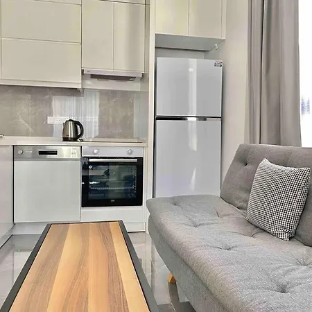 Appartement Camelia 2 Beautiful 1+1 On Cleopatra Alanya